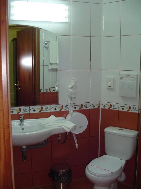 Hotel Europa Ploieşti Habitación foto